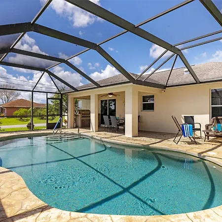 Private Family-Friendly Home With Electric-Heated Pool - Villa Blanca